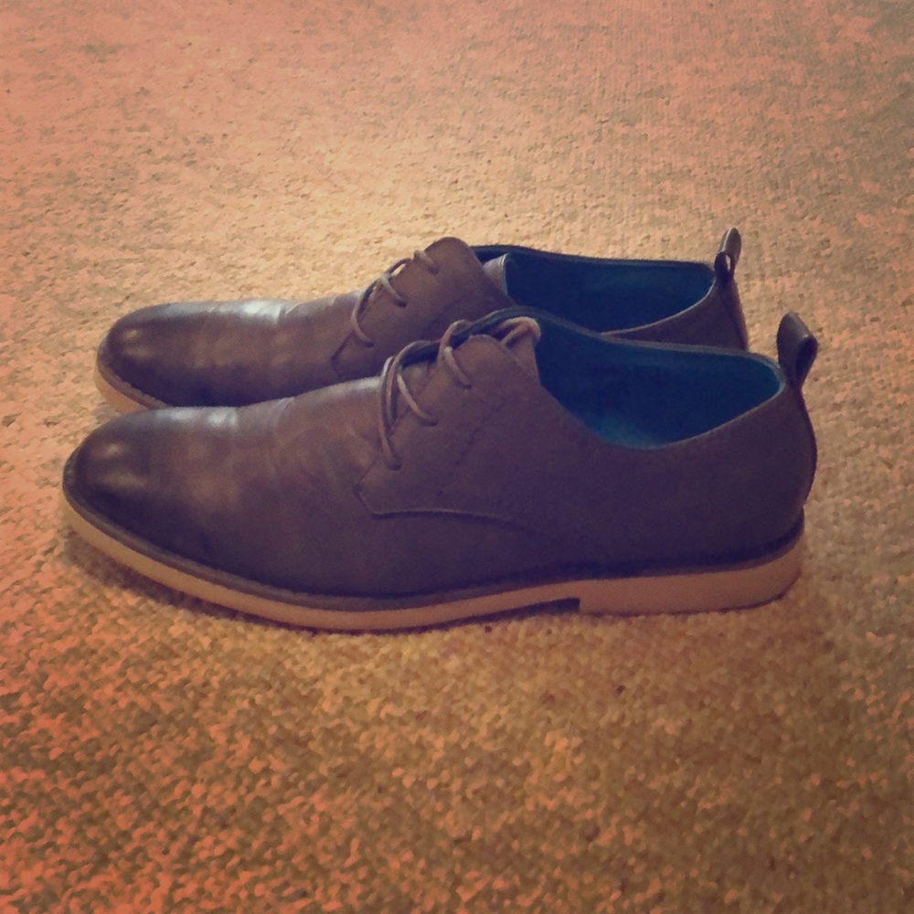 Tony’s dress shoes size 10.5